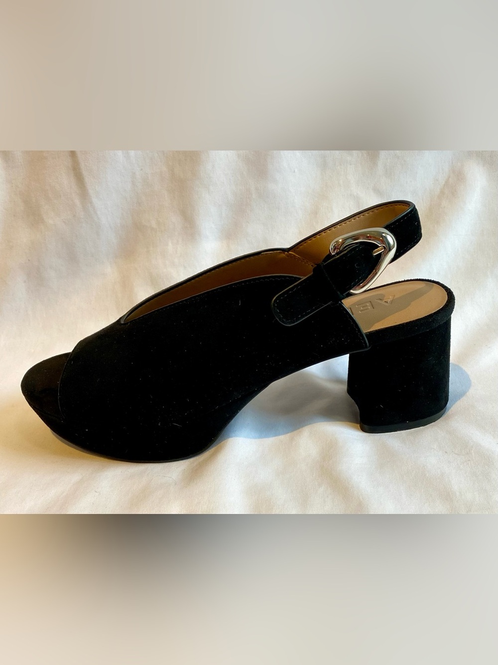 Aerosoles Cornelia Black Suede Peep-Toe Platform Sandal, size 7.5 - Picture 5 of 6